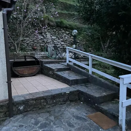 - Stazione 5 Terre * Vernazza